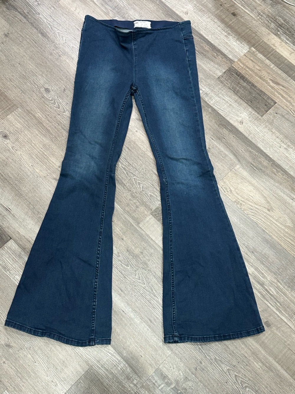Women’s Dark Blue Flare Bell Pull on Jeans - Brand: free people
